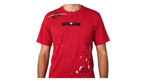 Black and White feliratos-bordó