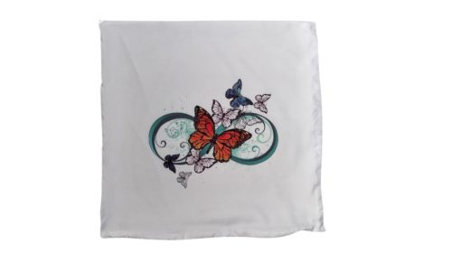 Lepke-fehér párnahuzat