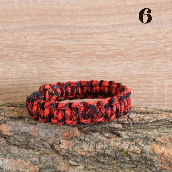 Paracord karkötő 24 cm (több szín)