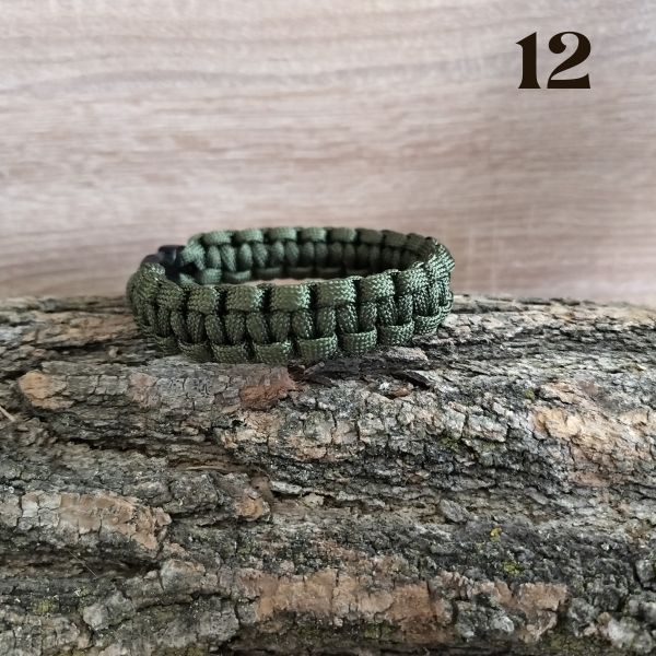 Paracord karkötő 24 cm (több szín)