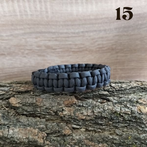 Paracord karkötő 24 cm (több szín)